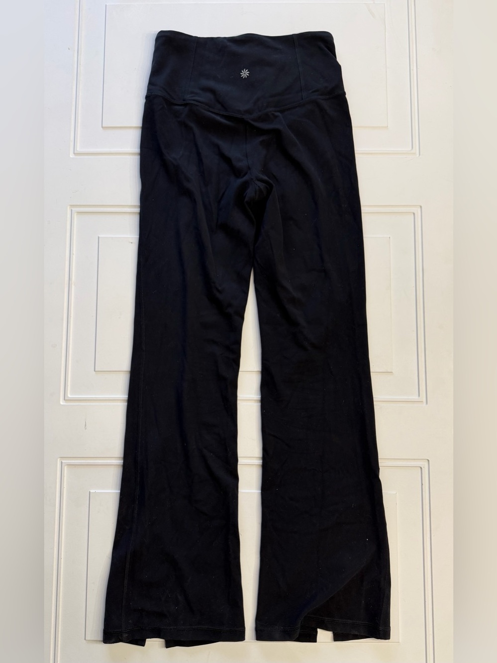 Athleta Women’s Sz S Black Elation Split Leg Flare Pants Leggings Activewear - Picture 6 of 6